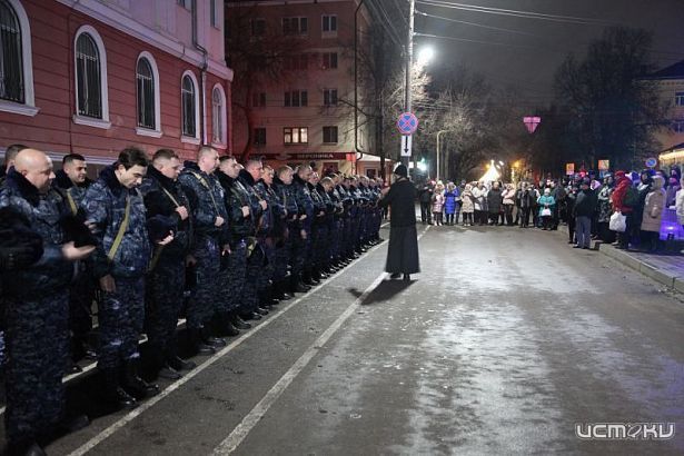 Сводный отряд полицейских из Орла отправился в служебную командировку на Северный Кавказ