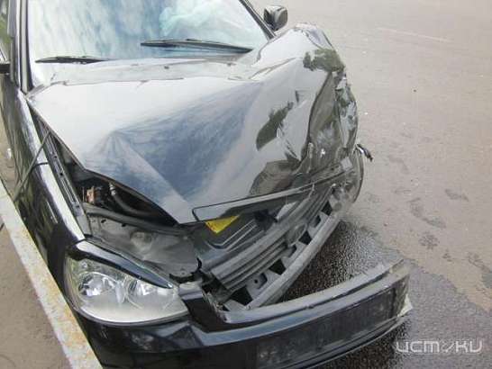 В Орле столкнулись иномарка и «Лада»