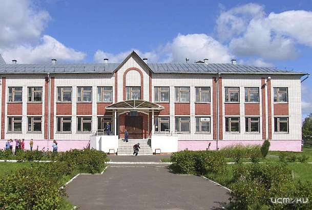 Руководство школы в Нарышкино объяснило, зачем нужен туалет за 7 млн рублей