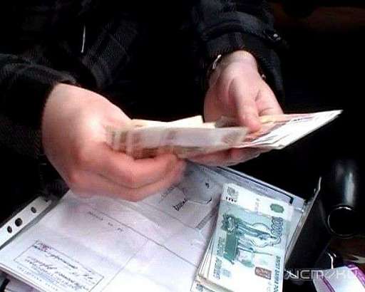 Директор орловского МУПа присвоил переданную ему квартплату