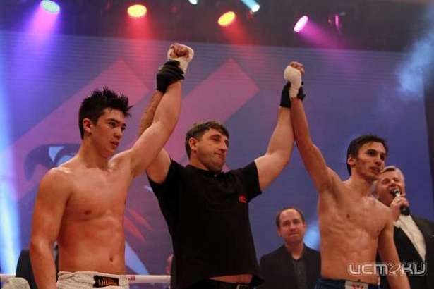 Фоторепортаж: Зиму отправили в нокаут! Орёл принял турнир по кикбоксингу АСВ