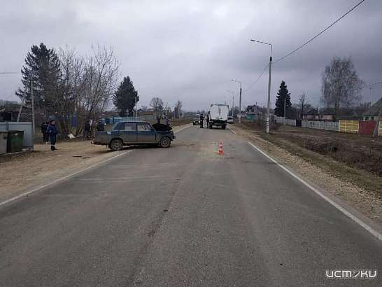 На Орловщине пьяный водитель «семерки» въехал в грузовик
