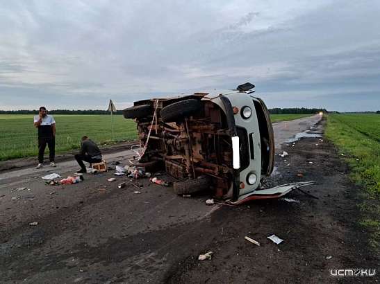 Под Орлом пьяный водитель опрокинулся на «УАЗе»