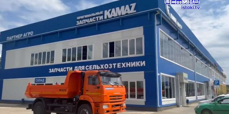 Качество и надежность. На празднике "День русского поля" дилерский центр «Партнер Агро» презентовал сельхозтехнику