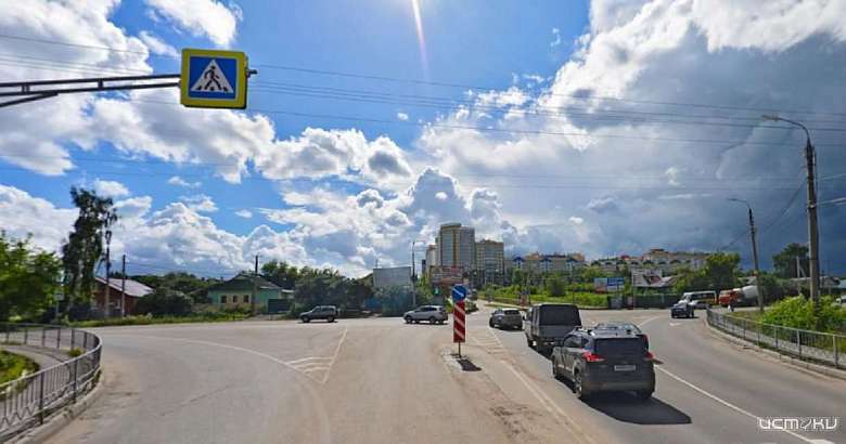 На пересечении ул. Раздольной и Болховского шоссе в Орле скапливается вода