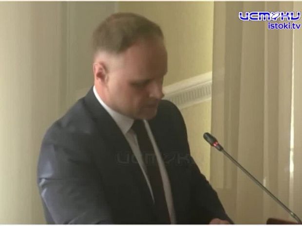 Медики - целевеки, объекты незавершенного строительства и дорожные работы.