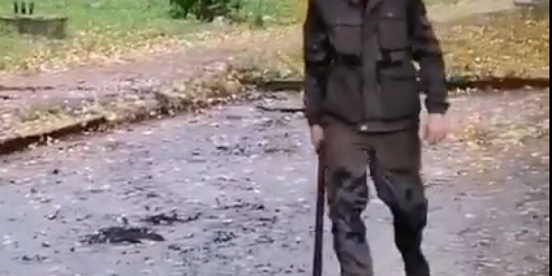 ремонт дорог дождь "Пришла осень. Пошли дожди. Закипела работа. Ул. Достоевского"