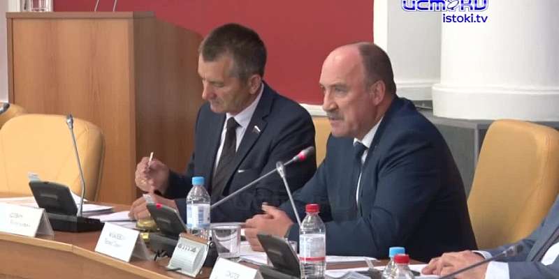 На повестке дня 29 вопросов и среди них было немало социально значимых. Накануне прошло 23 заседание орловского областного совета народных депутатов