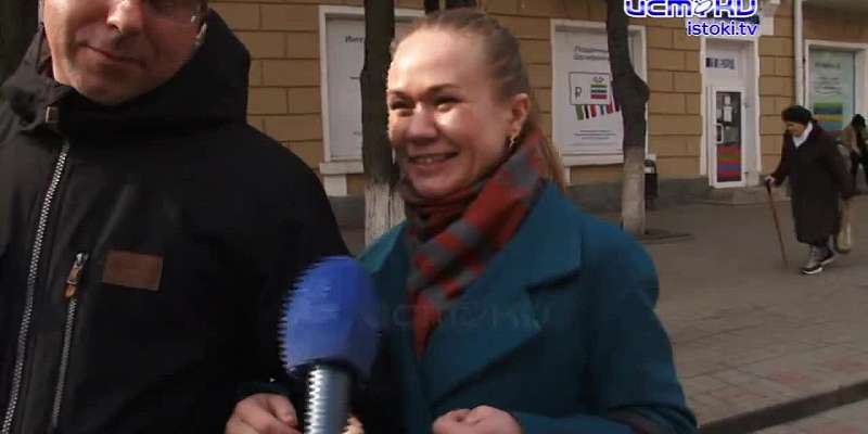Машины, квартиры и кофе в постель. Орловчанки рассказали о желанных подарках на 8 марта