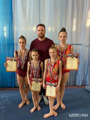 Воспитанники СШОР №3 вошли в число победителей и призёров на Всероссийских соревнованиях по спортивной акробатике