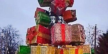 «Елку-вертолет» перевезли из Орла в Свердловский район