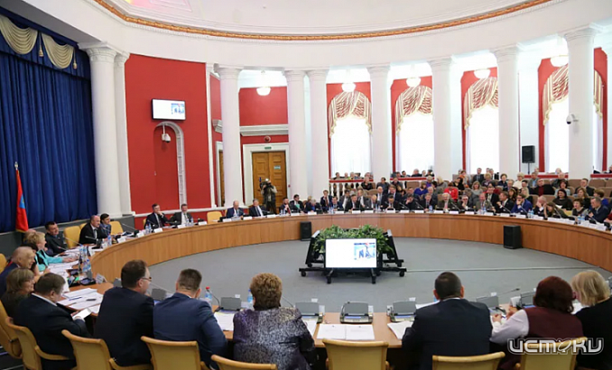 В облсовет Орловской области проходят шесть партий - Избирком