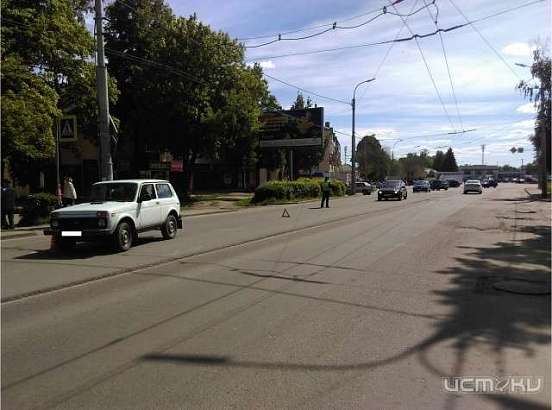 В Орле средь бела дня машина на пешеходном переходе сбила ребенка
