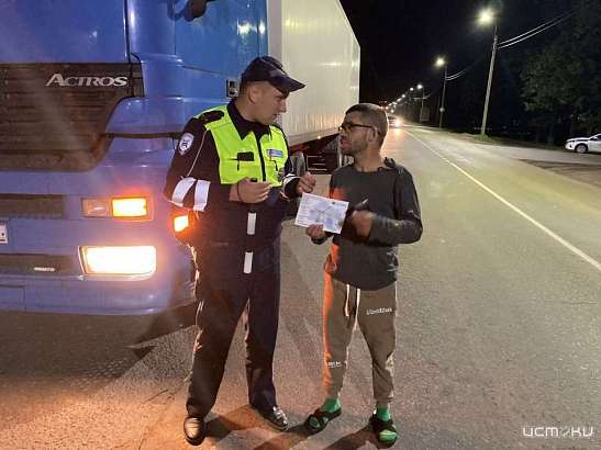 Во Мценске сотрудники ГИБДД на федеральной дороге М-2 «Крым» провели профилактическое мероприятие «Не рискуй, отдохни!»