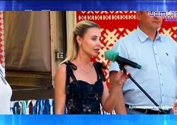 Экспресс - новости: в сквере Героя Ермолаева прошёл праздничный вечер