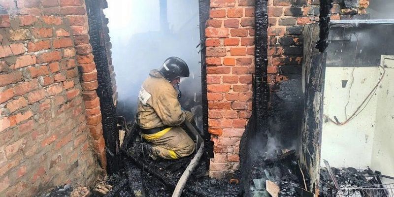 19 выездов за сутки: пожарные и спасатели Орловской области ликвидировали пожары и помогали жителям