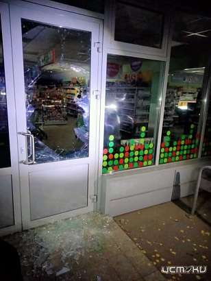 Орловчанин ночью пробрался в супермаркет, чтобы выпить горячительных напитков