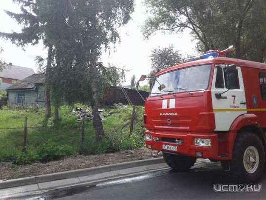 В Ливнах из-за короткого замыкания горел жилой дом В Ливнах из-за короткого замыкания горел жилой дом