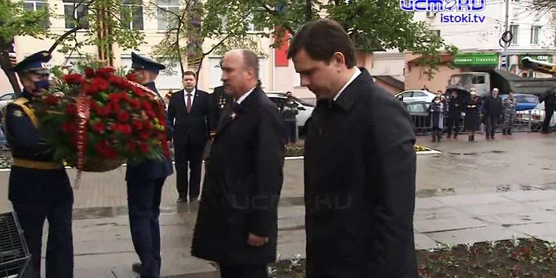 День Победы в разгар пандемии: первые лица Орловщины почтили память героев войны