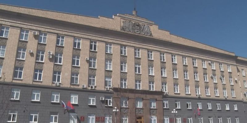 Городской бюждет и строительство школ. Яркий "Час контроля" с заседания областного парламента