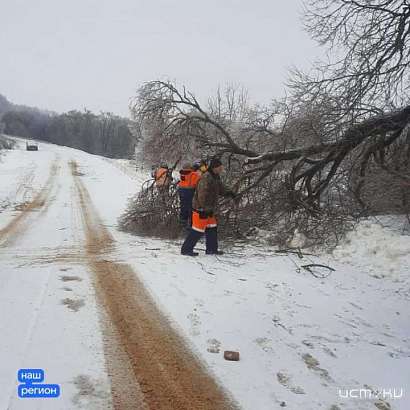 Дорожные службы Орловской области постепенно переходят к штатному режиму работы