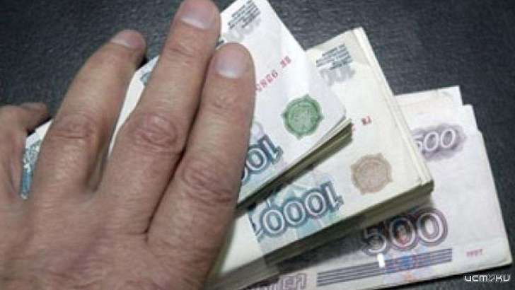 В Орле неизвестный избил пенсионера ради 1000 рублей  В Орле неизвестный избил пенсионера ради 1000 рублей