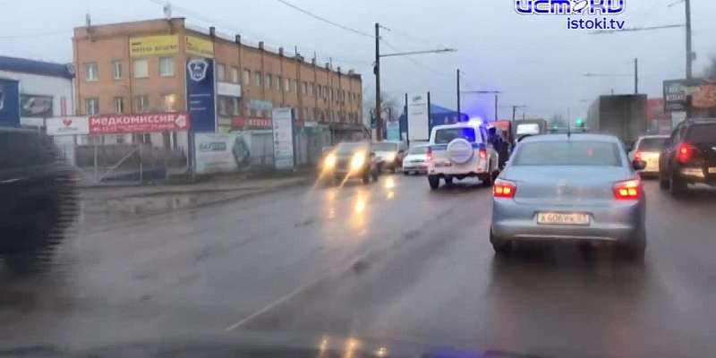 На Карачевском шоссе в Орле «Волга» протаранила встречную иномарку