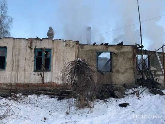 В Орловском районе огонь уничтожил частный дом