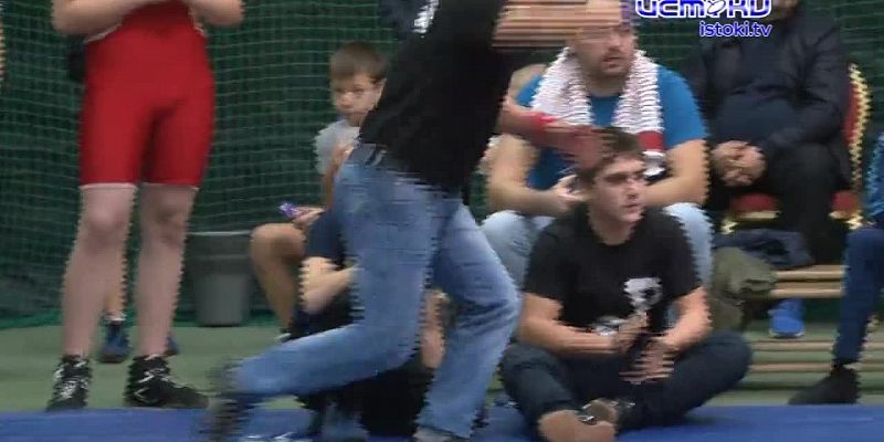 Захват, бросок, переворот! Орел принял 160 участников состязаний по вольной борьбе