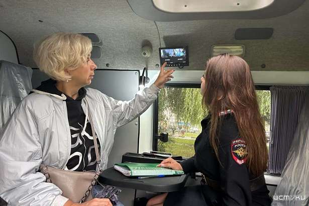 В Орле работает передвижной пункт полиции