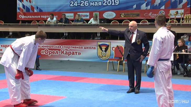 Орловчане боролись за путевку на юношескую спартакиаду России по карате