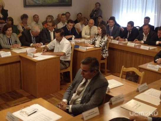 Утвержден состав комитетов нового горсовета