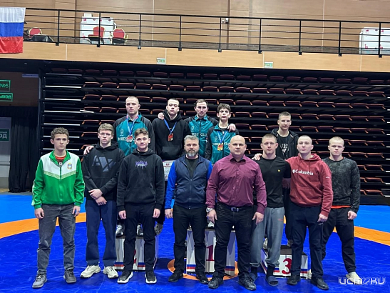 Орловские спортсмены вошли в число победителей и призеров на первенстве ЦФО по вольной борьбе