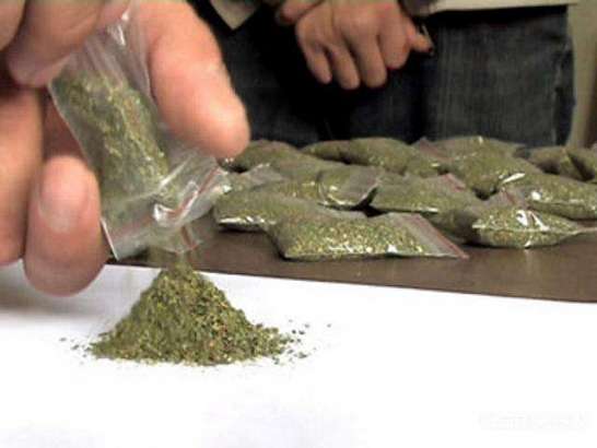 Наркоторговец был пойман с поличным за продажу марихуаны