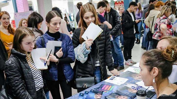 Орловчанам попробуют найти работу на ярмарке вакансий