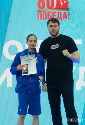 Орловская спортсменка Светлана Тувакова завоевала золотую медаль на Всероссийских соревнованиях по боксу среди студентов