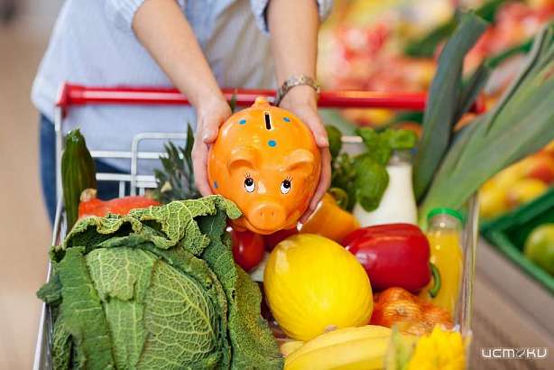 От зарплаты до зарплаты: 39 % орловских семей хватает денег только на еду