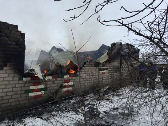 В Покровском районе горел жилой дом