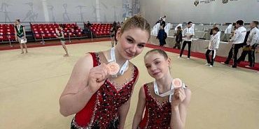Орловские акробаты завоевали бронзовые медали на Первенстве России