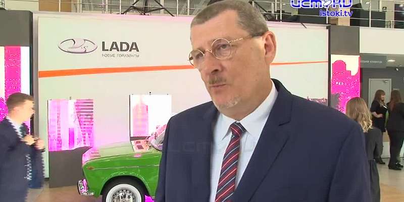 В Орле открыли обновленный дилерский центр LADA
