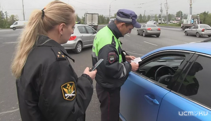Орловские приставы в поисках должников вышли на дороги