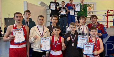 бокс спорт соревнования Орловские боксеры успешно выступили в Фокино