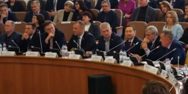 Место Юрия Лебедкина в Орловском областном совете официально занял Вячеслав Гольцов