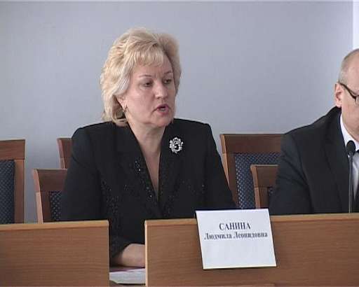 Они встретились с журналистами, но об открытости говорить рано...