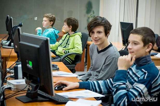 Орловских школьников бесплатно обучат программированию