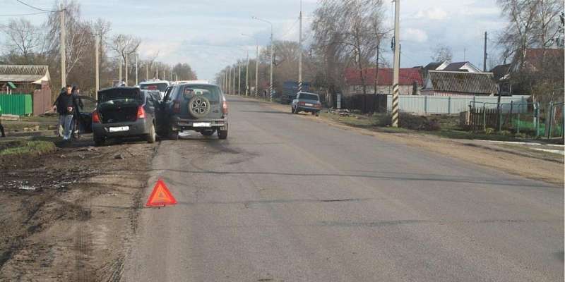 На орловской автотрассе обгон закончился столкновением