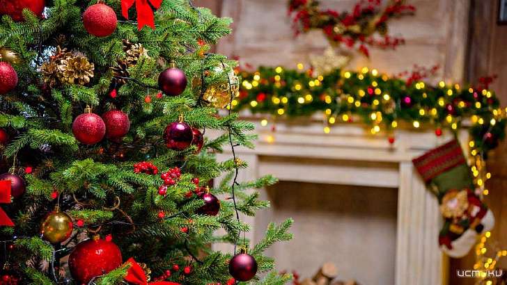 Новогоднее настроение в студии Ретро FM в Орле: сегодня к нам заглянет Дед Мороз