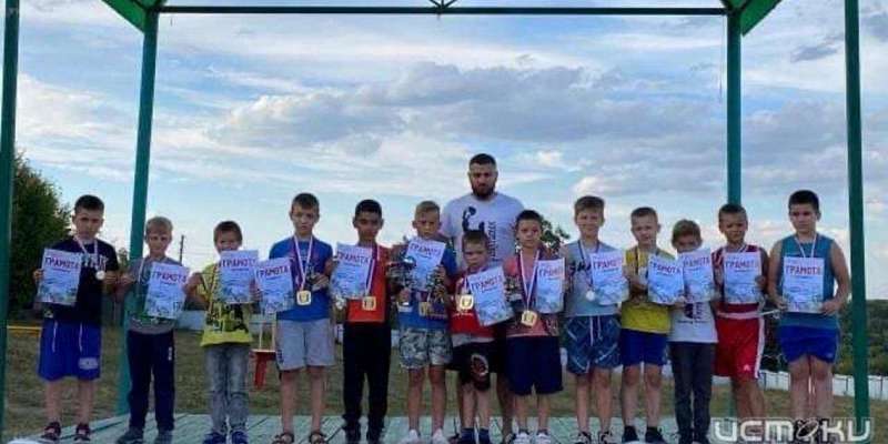 Воспитанники школы Байрамова вернулись в Орел с турнира с россыпью наград