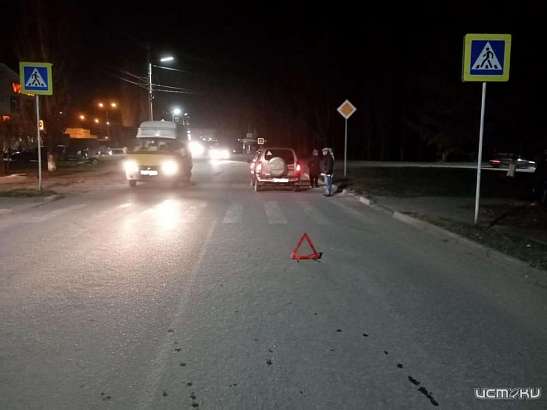 В Ливнах на пешеходном переходе женщину-пенсионерку сбил автомобиль