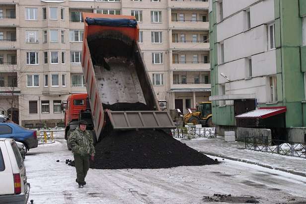 В Орле на ремонт дворовых территорий направят 130 миллионов